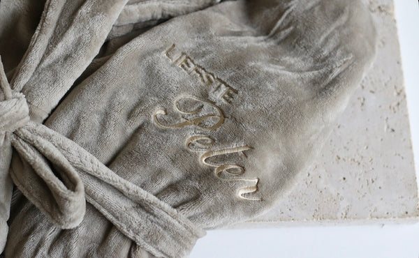 SUPERZACHTE BADJAS UNISEX - GEPERSONALISEERD