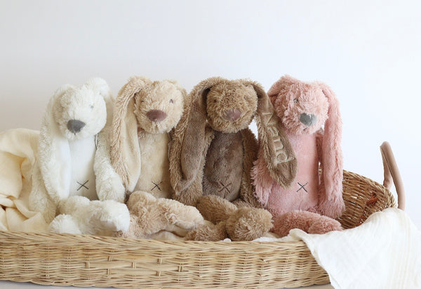 KNUFFEL BUNNY SAND  - PERSONALISEERBAAR